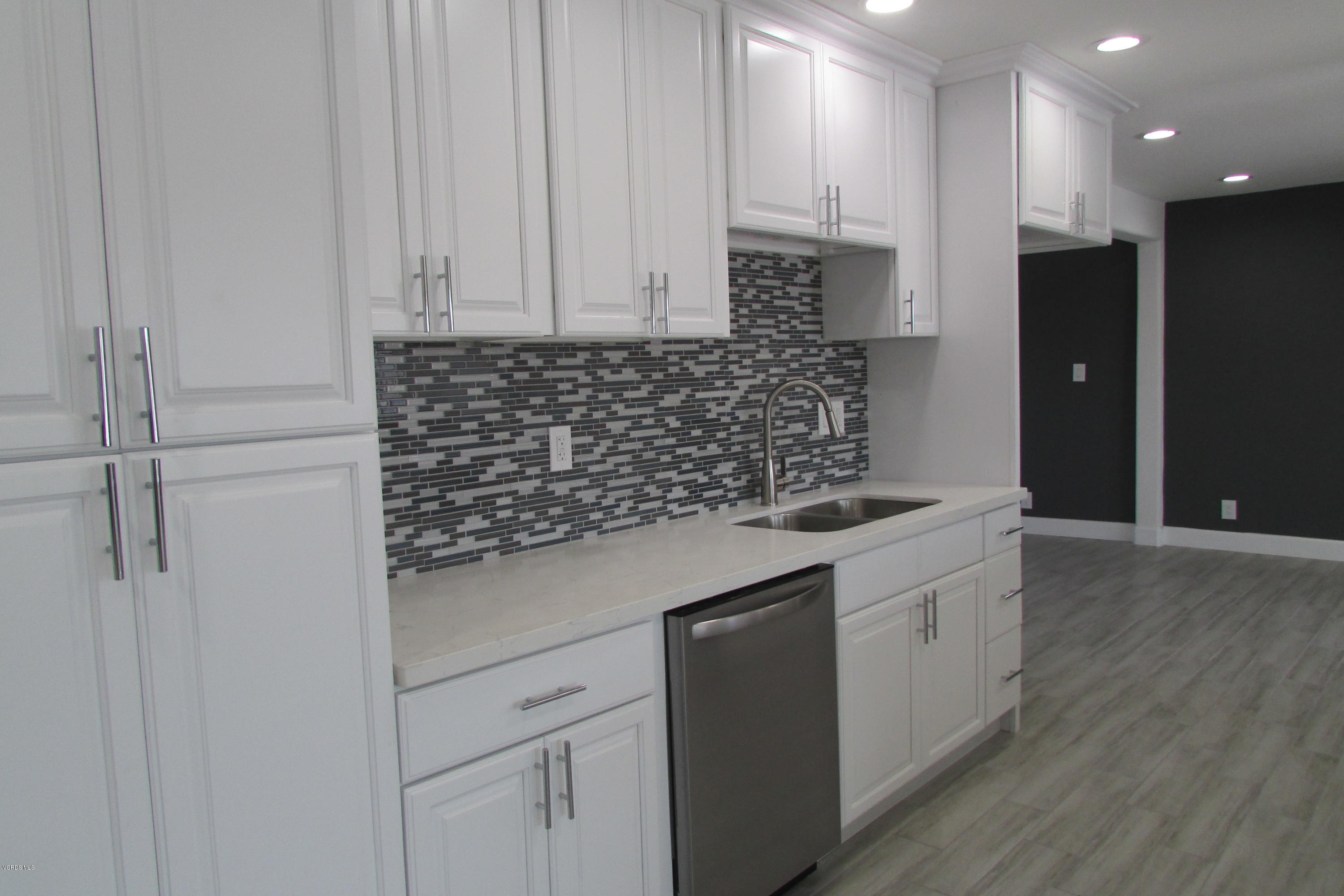 3139 Napa Street Oxnard, CA 93033 - Photo 10 of 42 IMG_4960