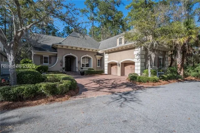 $1,099,000 | 6 Litchfield Court, Okatie, SC 29909