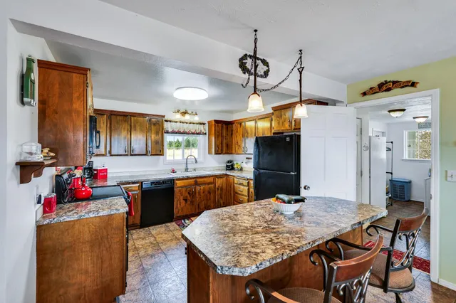 $775,000 | 5074 Casberg-Burroughs, Deer Park, WA 99006