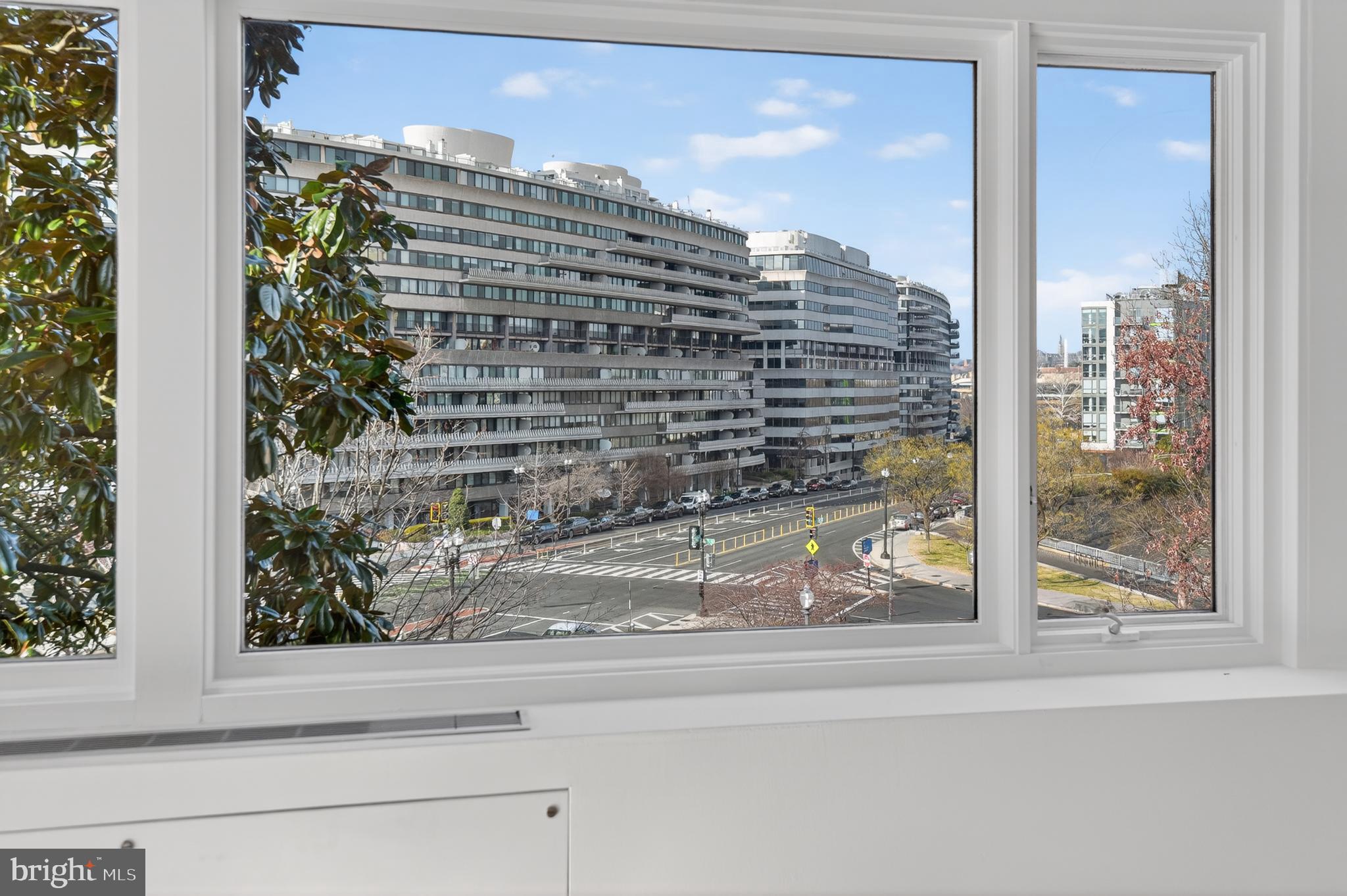 2475 Virginia Avenue Northwest, Unit 429 Washington, DC 20037 - Photo 23 of 35 a view of sky from window
