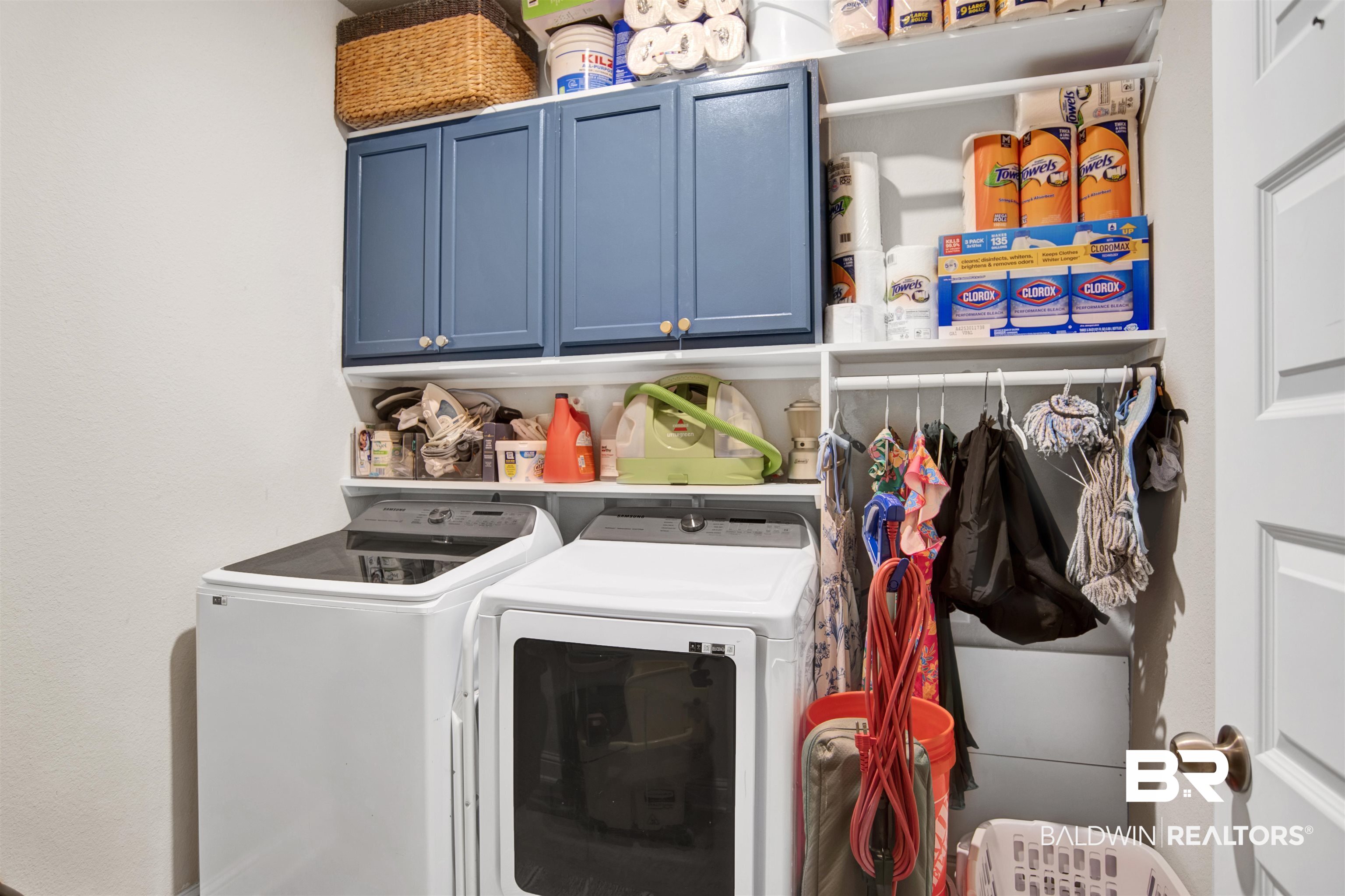 8669 Bronze Lane Foley, AL 36535 - Photo 18 of 28 Laundry Room