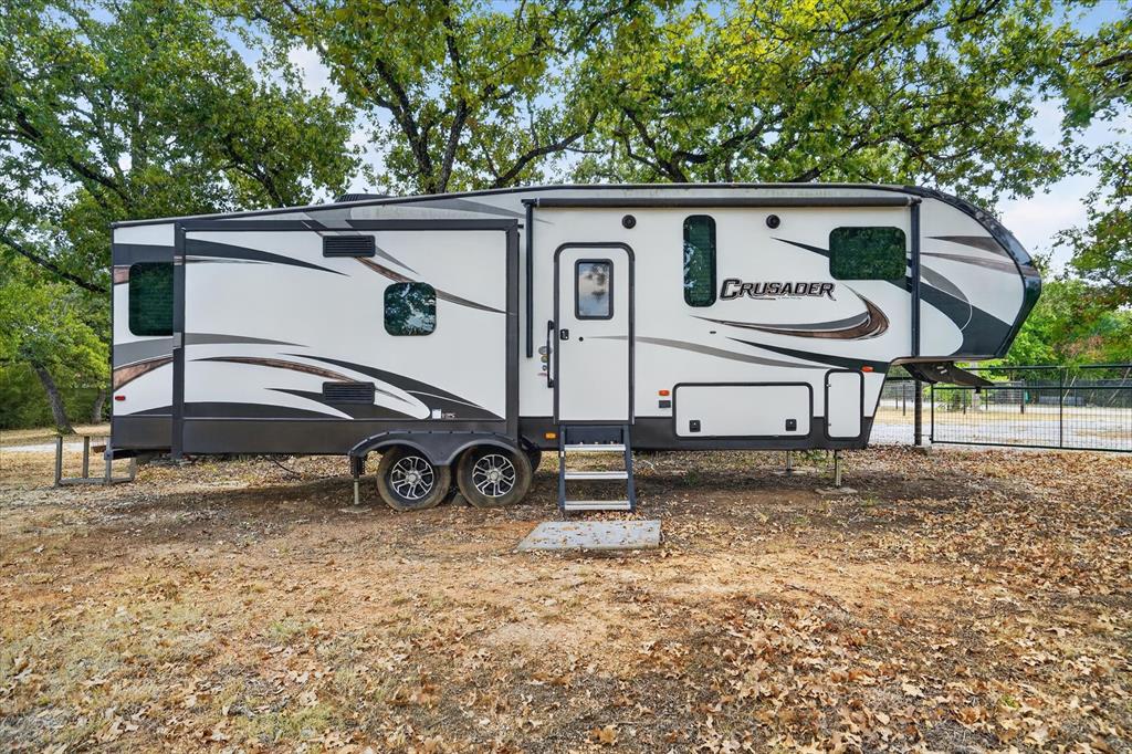 237 Live Oak Loop Whitney, TX 76692 - Photo 24 of 40 Gallery Image 24