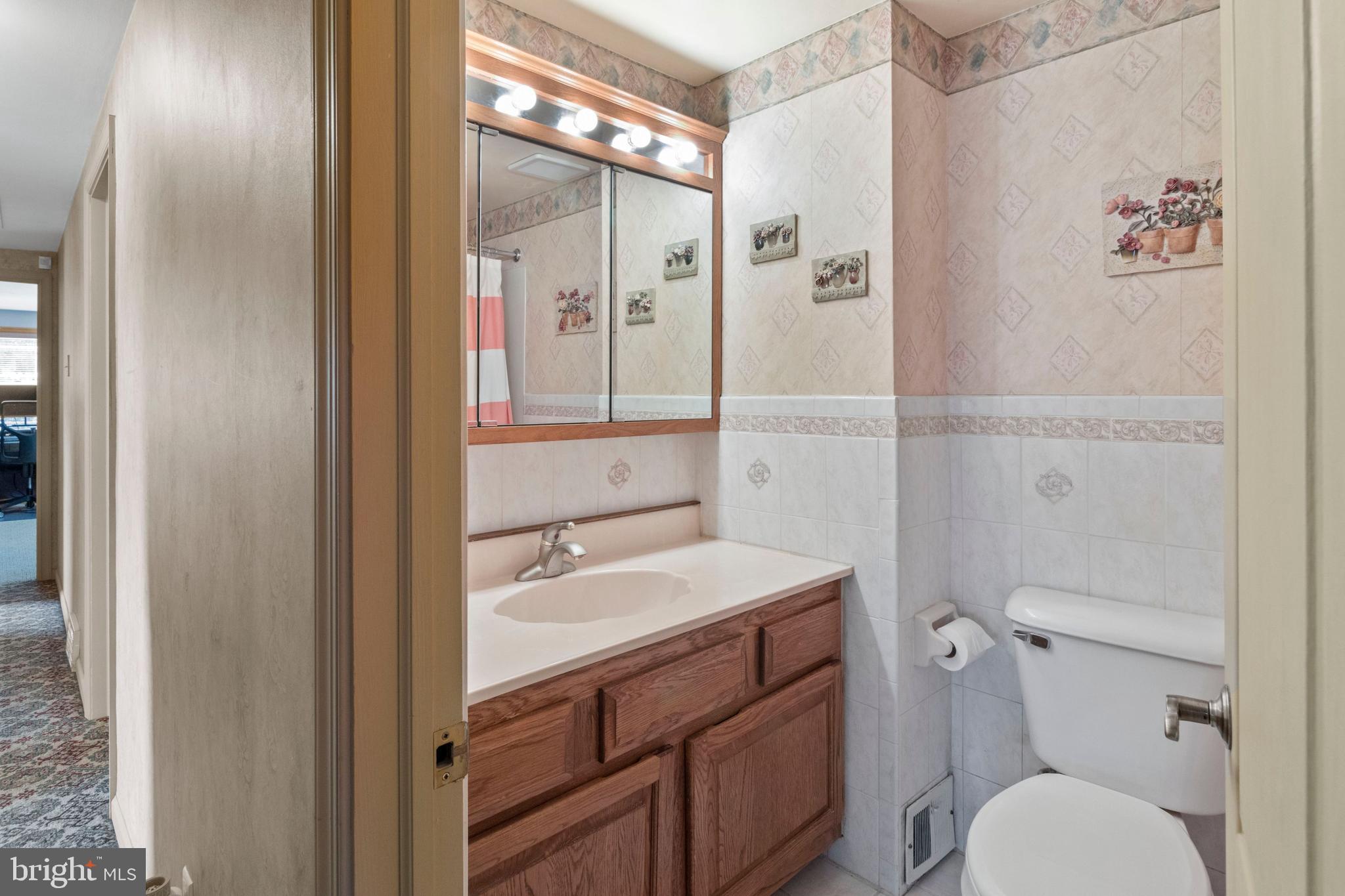 441 Emerson Road Huntingdon Valley, PA 19006 - Photo 29 of 38 Gallery Image 29