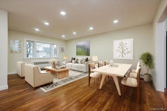 $799,000 | 571 Center Dyre Avenue, West Islip, NY 11795