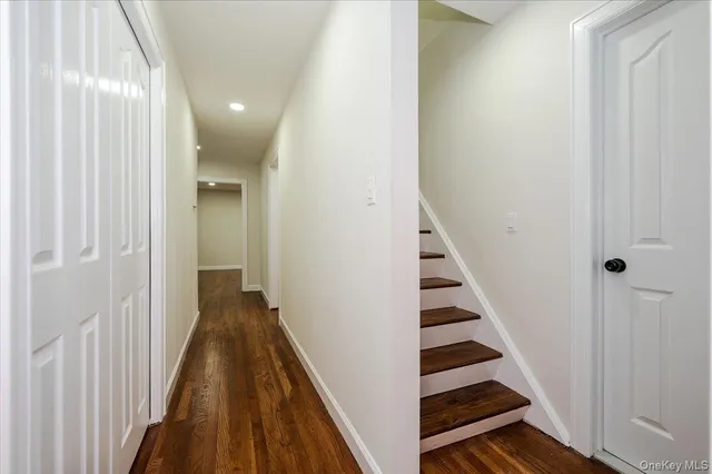 $799,000 | 571 Center Dyre Avenue, West Islip, NY 11795