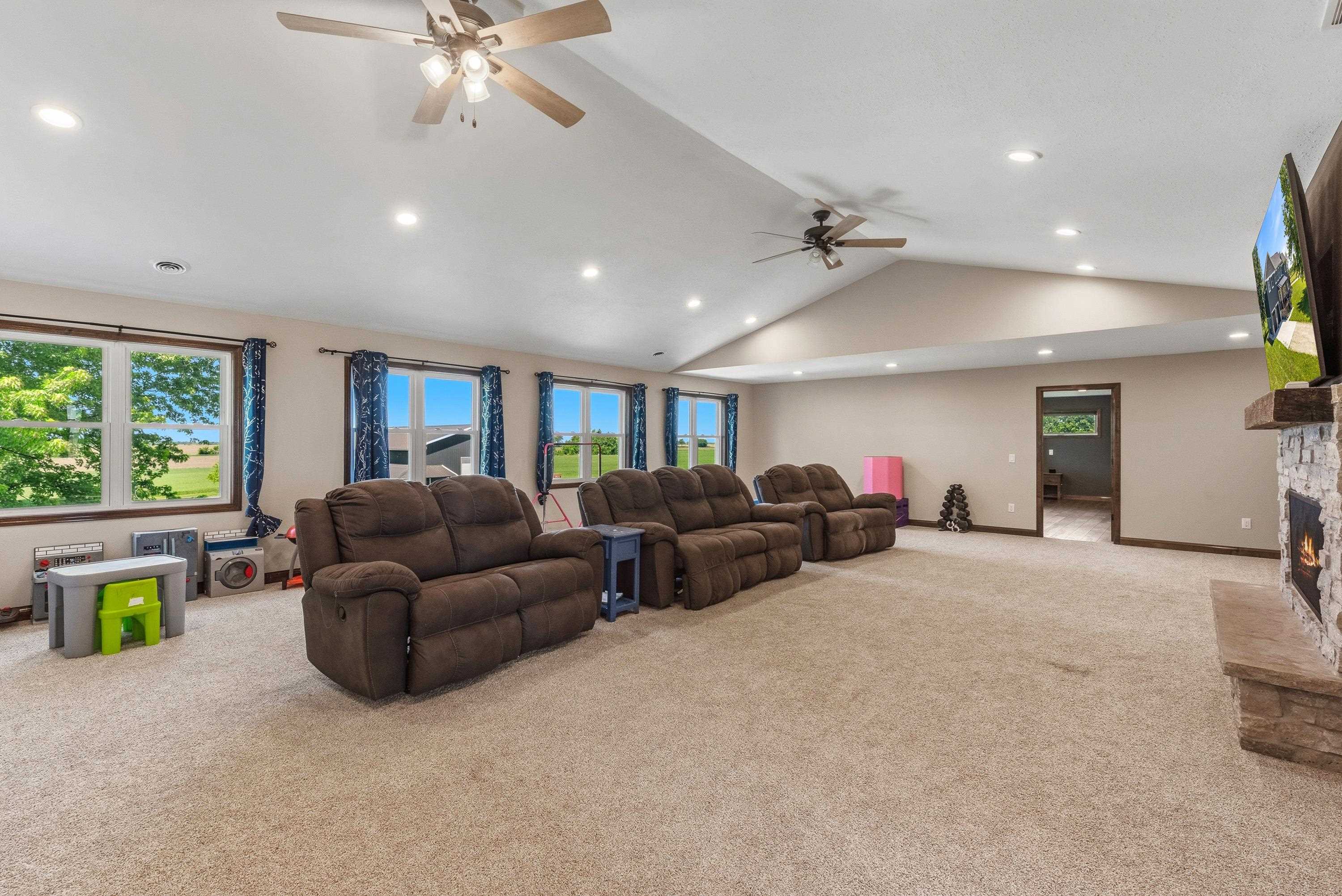 W9020 Breezy Point Road Beaver Dam, WI 53916 - Photo 21 of 63