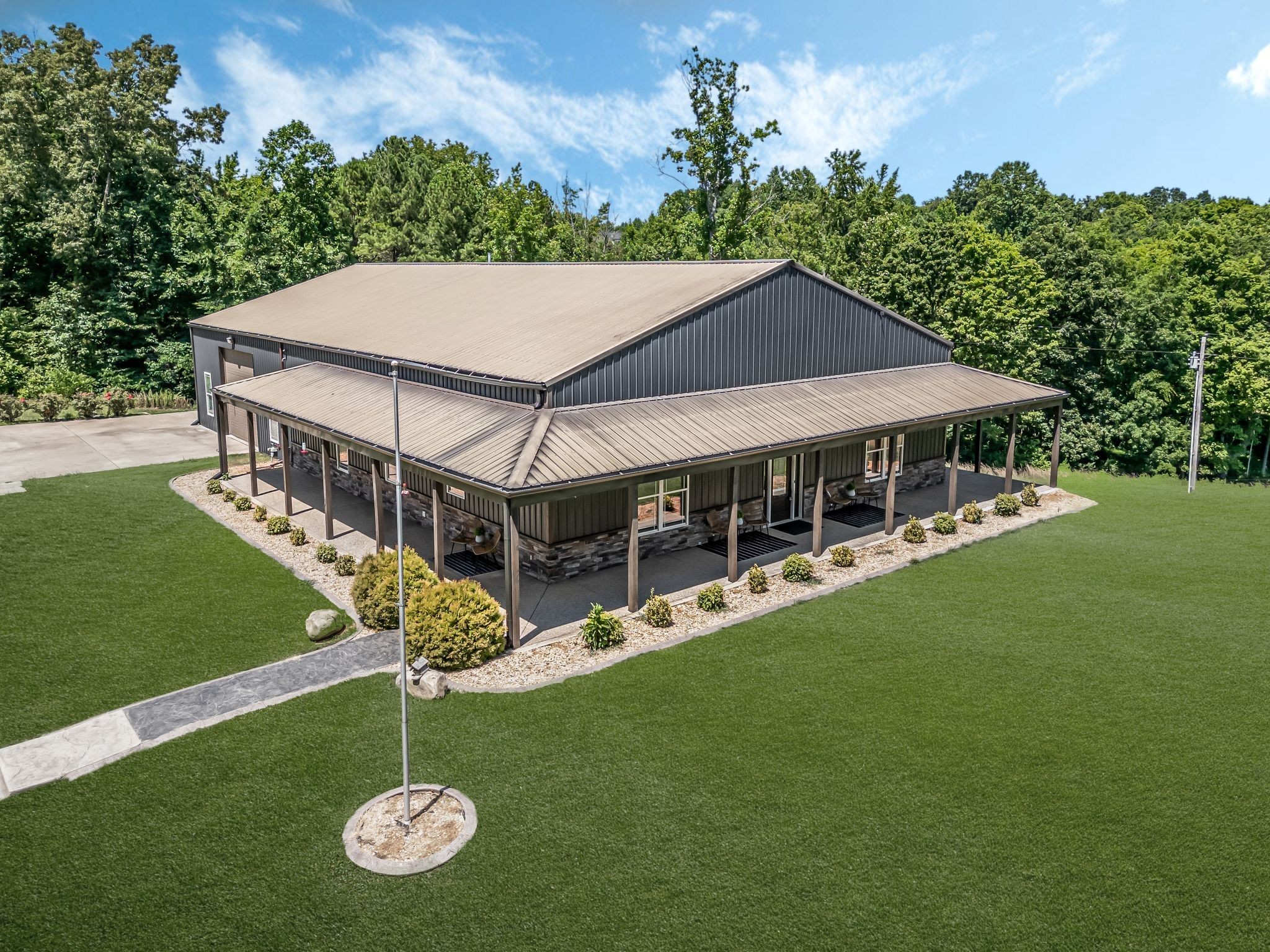 628 Hillview Road North Dickson, TN 37055 - Photo 1 of 54 STUNNING BARDOMINIUM w/ AMAZING SPACE!!! ***This Place is a Complete Vibe***