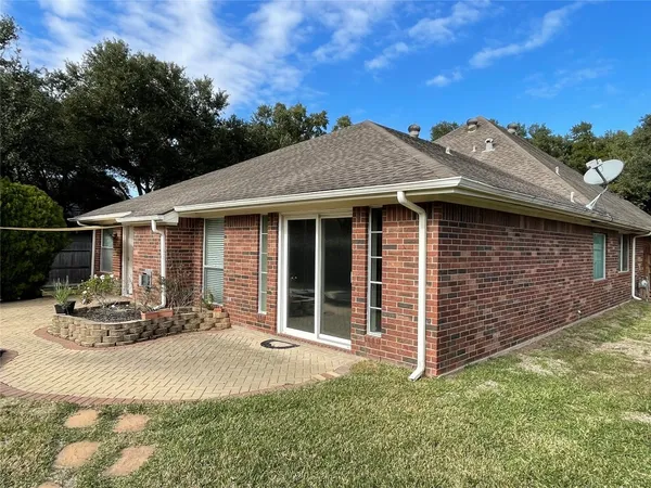 $2,600 | 1602 Lawick Circle, Sugar Land, TX 77478