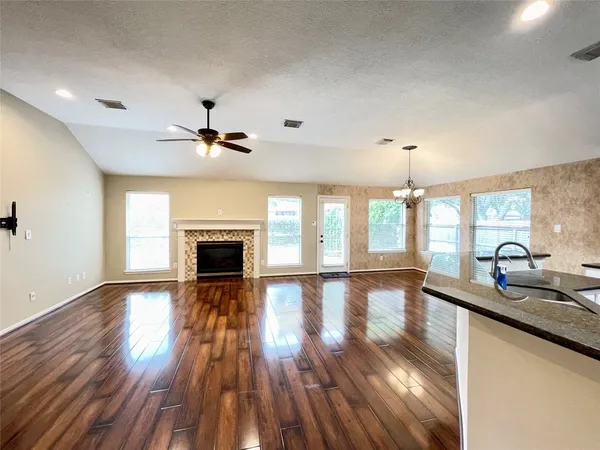 $2,600 | 1602 Lawick Circle, Sugar Land, TX 77478