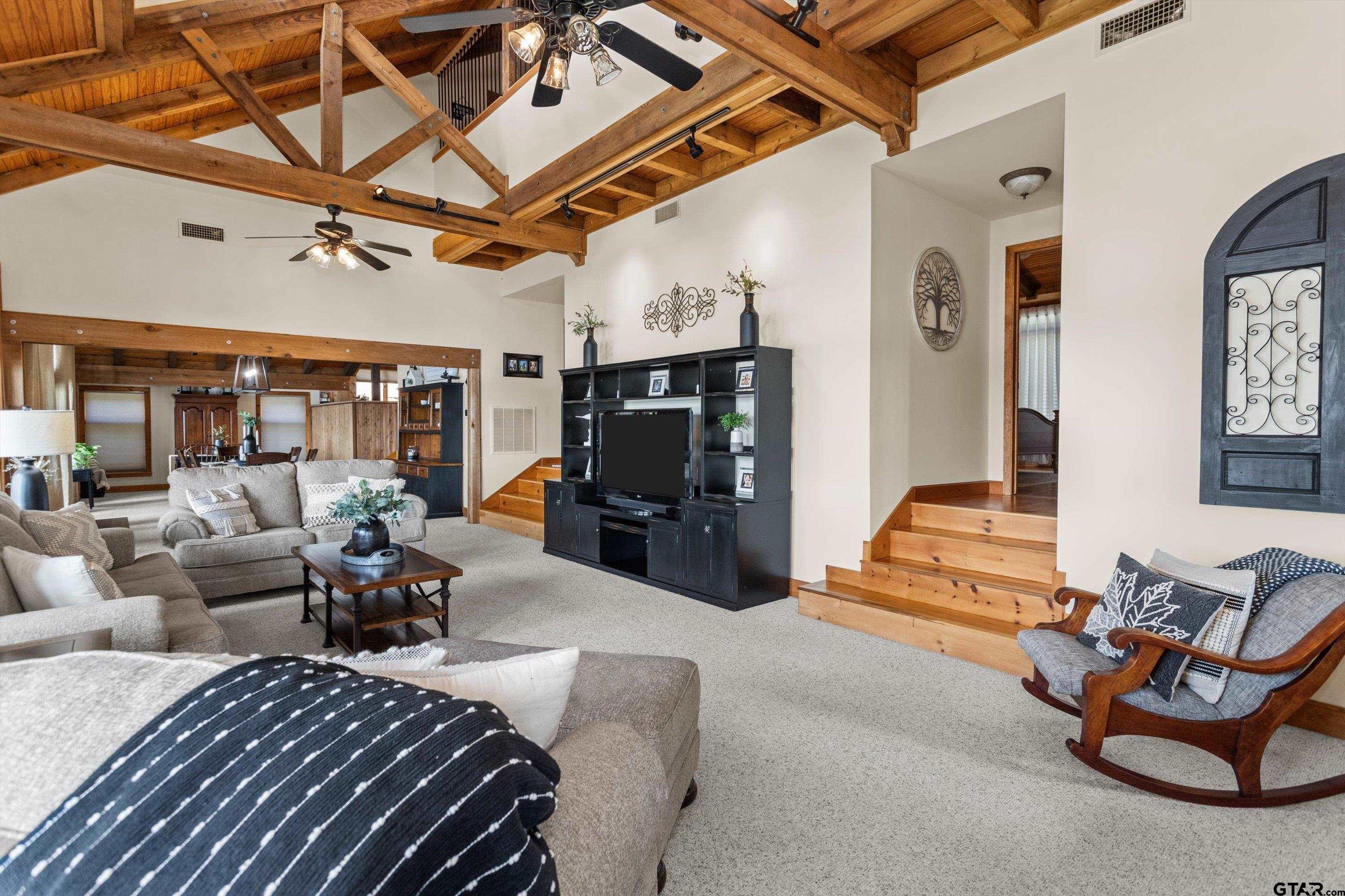 129 Tejas Trail Grapeland, TX 75844 - Photo 10 of 47 a living room with furniture