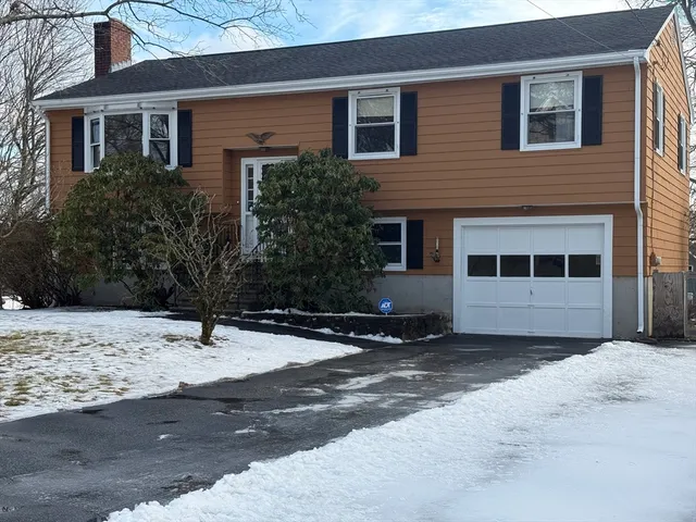 $799,900 | 21 Meadowvale Road, Burlington, MA 01803