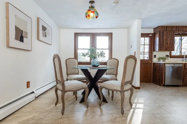 $799,900 | 21 Meadowvale Road, Burlington, MA 01803