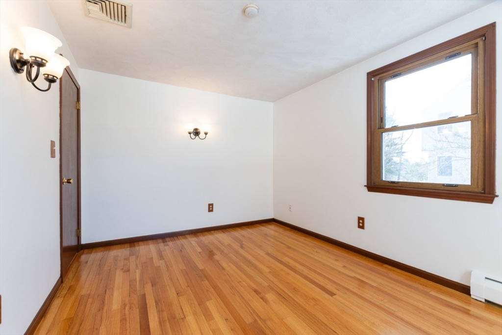 21 Meadowvale Road Burlington, MA 01803 - Photo 23 of 40