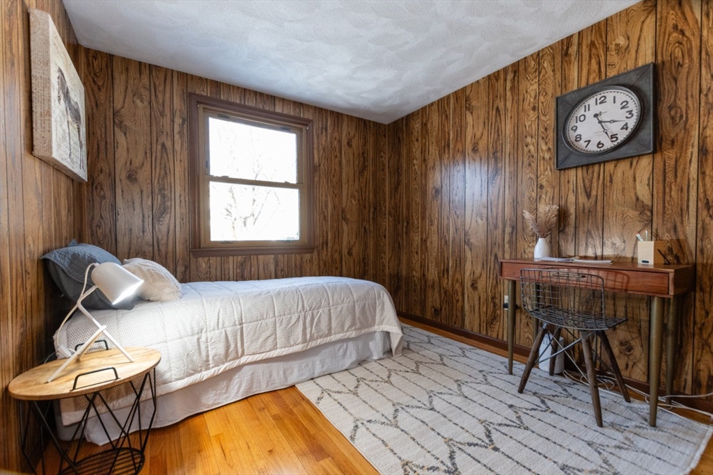 21 Meadowvale Road Burlington, MA 01803 - Photo 24 of 40