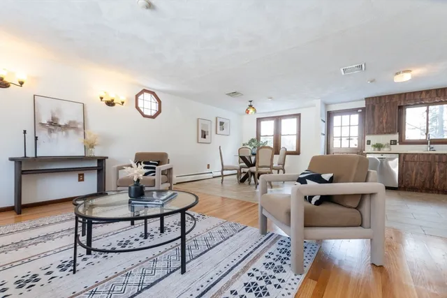 $799,900 | 21 Meadowvale Road, Burlington, MA 01803