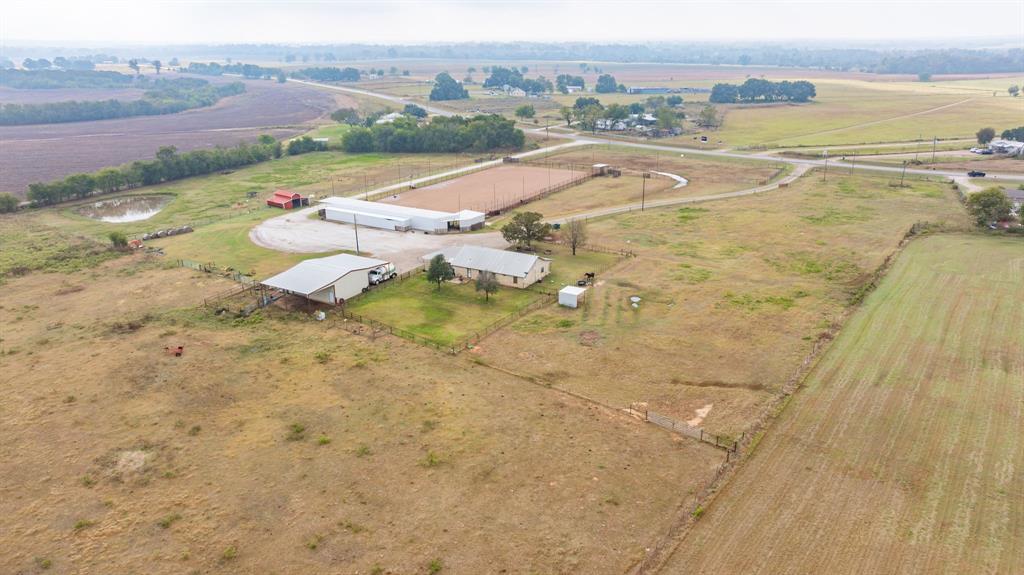 12194 Gholson Road Waco, TX 76705 - Photo 21 of 40