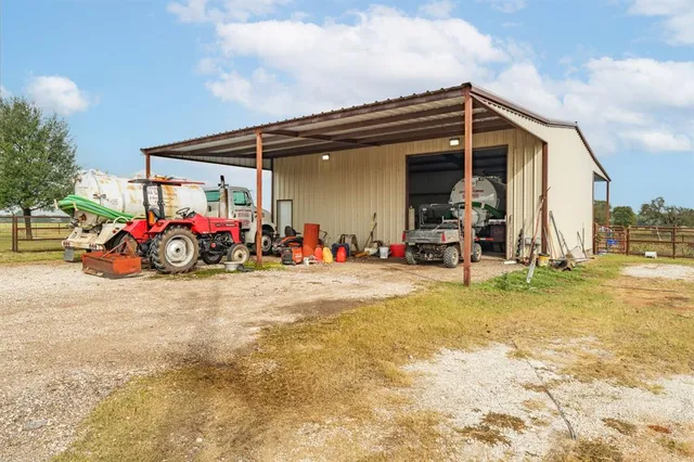 $795,000 | 12194 Gholson Road, Waco, TX 76705