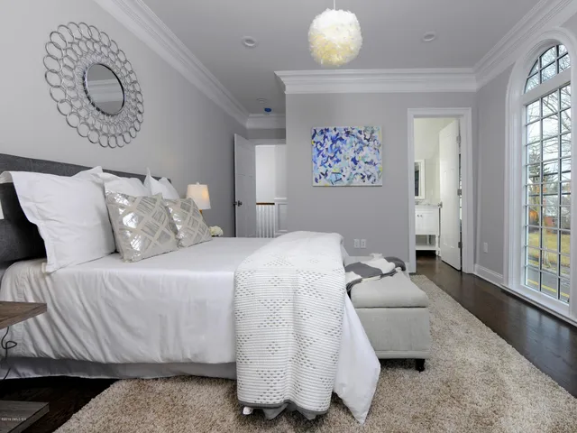 $16,000 | 200 Davis Avenue, Greenwich, CT 06830