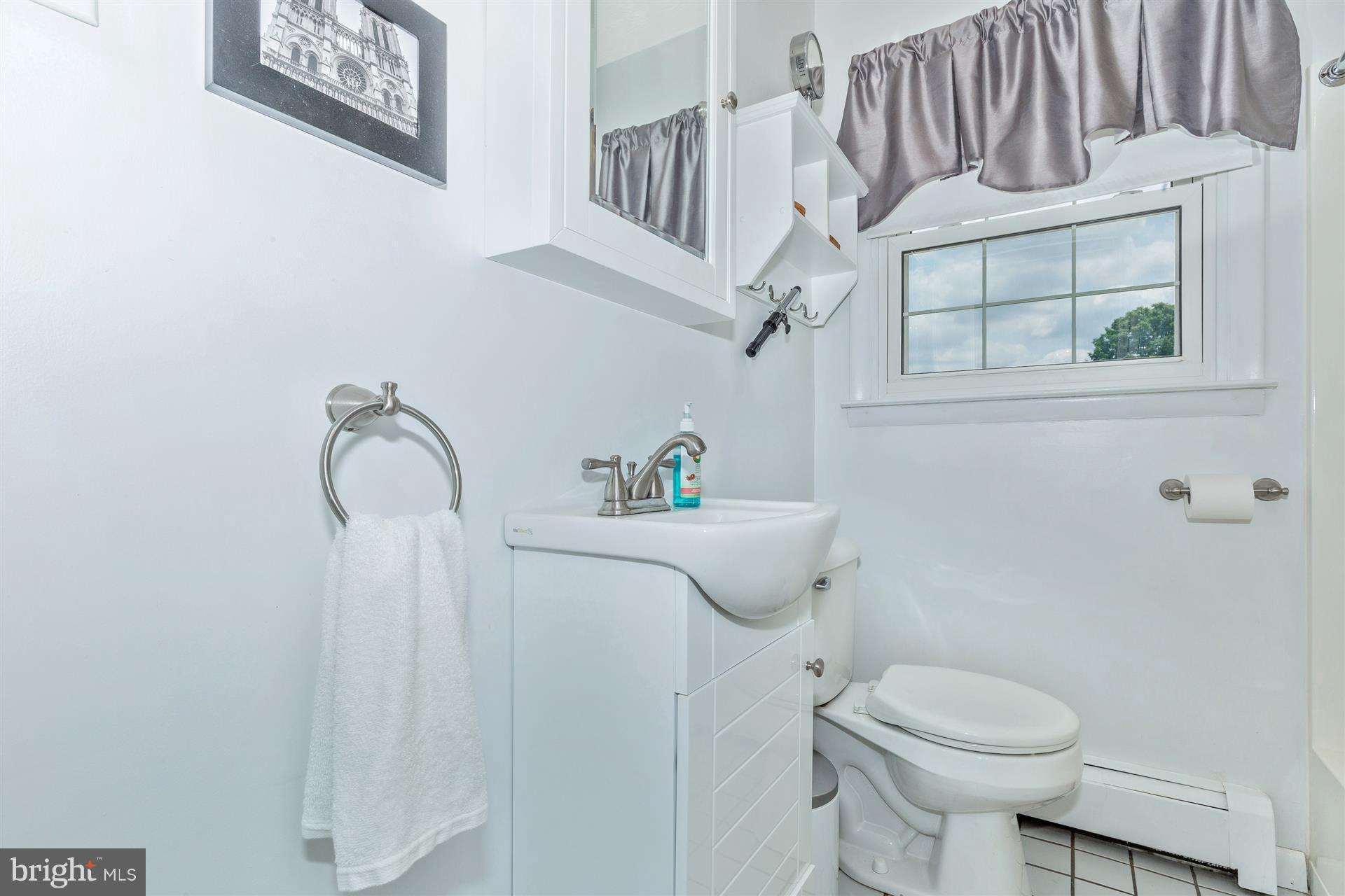 4691 Eagle Scout Road Dover, PA 17315 - Photo 24 of 30 Bath