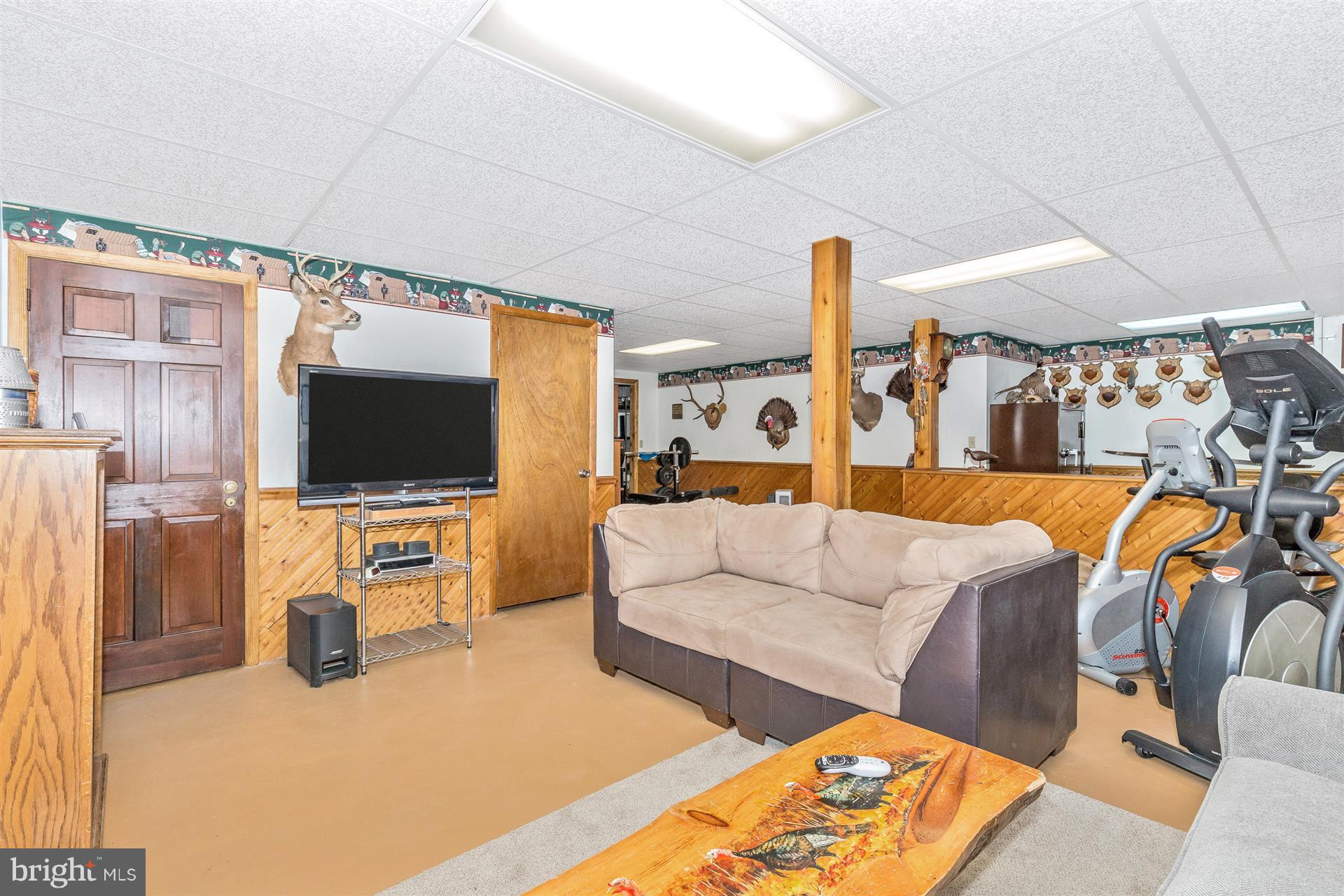 4691 Eagle Scout Road Dover, PA 17315 - Photo 27 of 30 Family Room