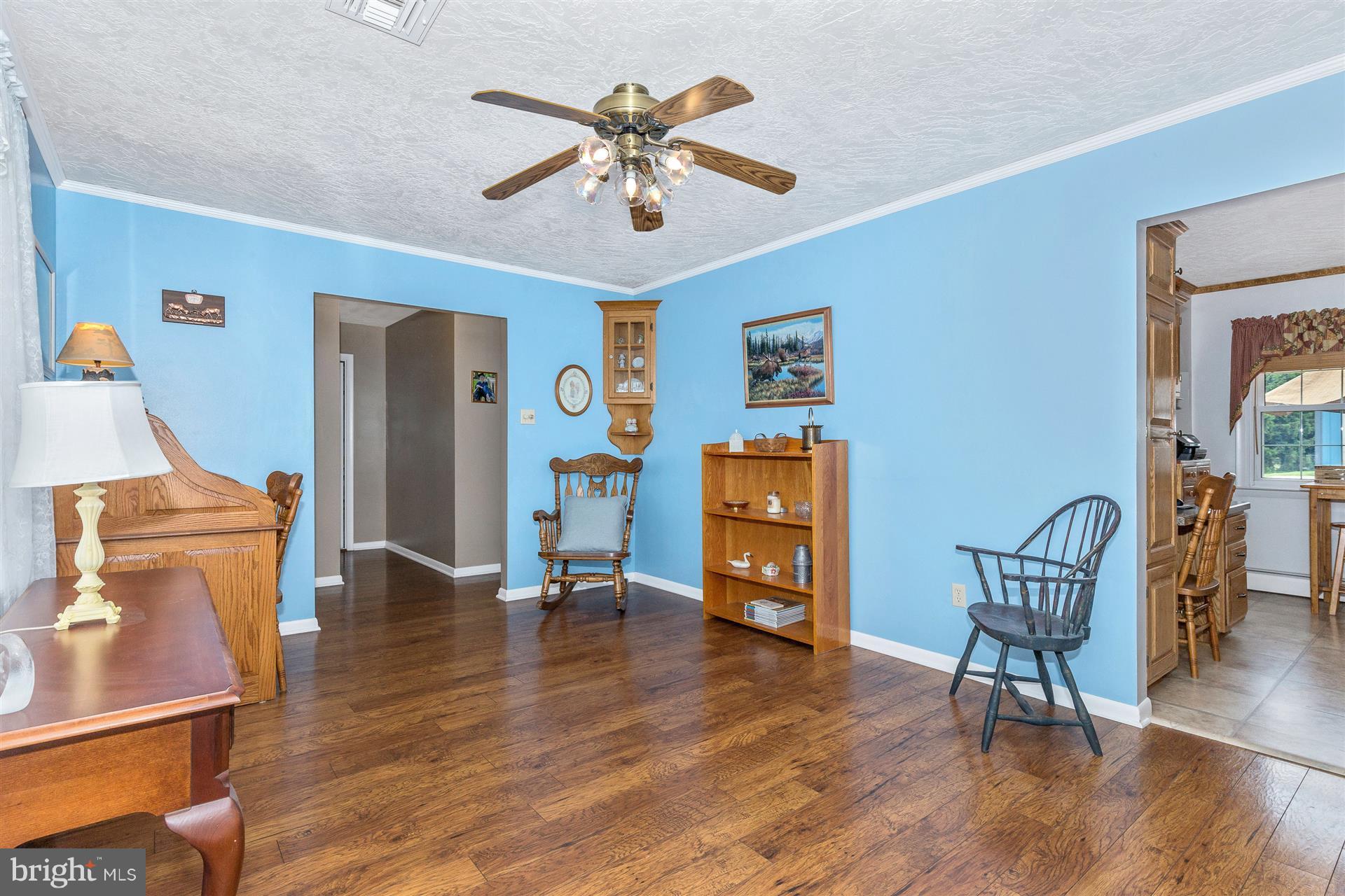 4691 Eagle Scout Road Dover, PA 17315 - Photo 6 of 30 Living Room