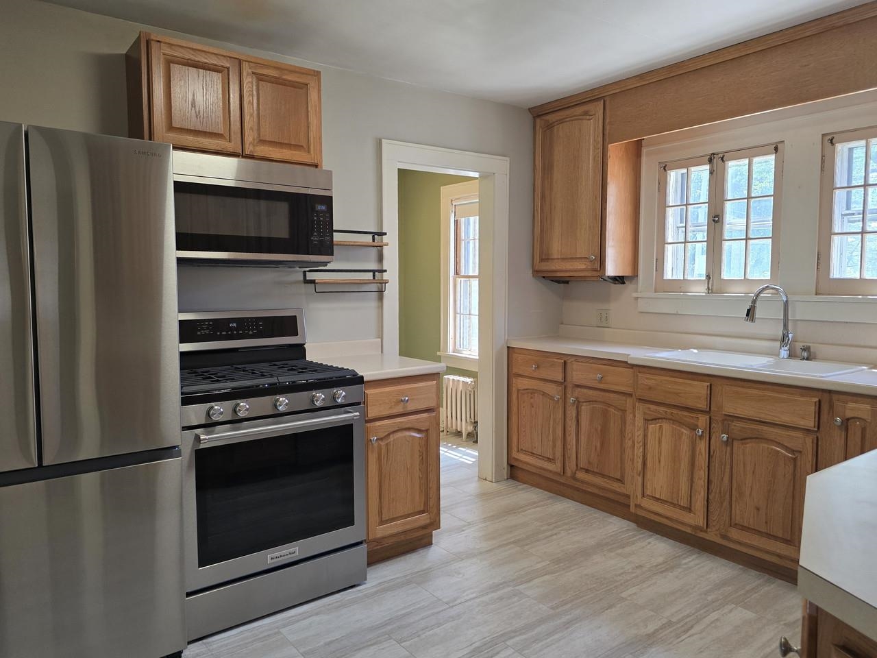 1495 Williston Road South Burlington, VT 05403 - Photo 6 of 47