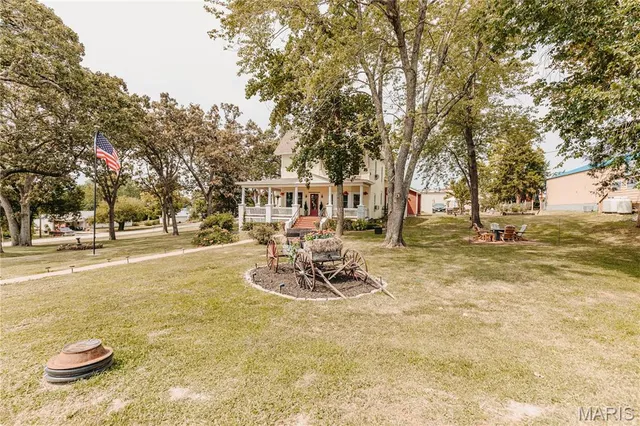 $305,000 | 104 West 3rd Street, Dixon, MO 65459