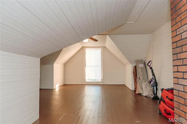 $305,000 | 104 West 3rd Street, Dixon, MO 65459