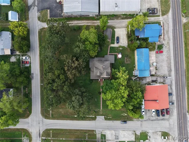 $305,000 | 104 West 3rd Street, Dixon, MO 65459