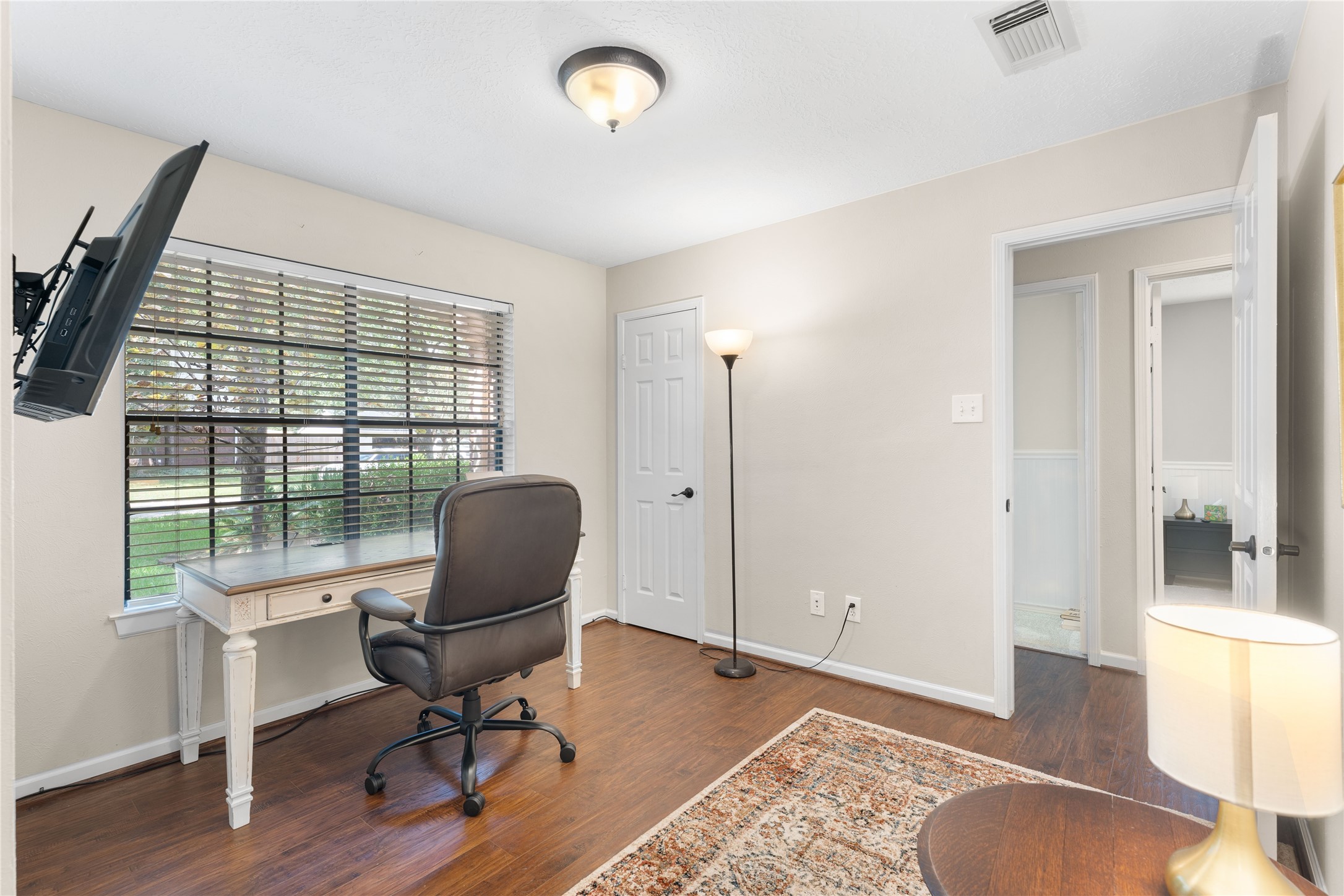 267 East Rainbow Ridge Circle Spring, TX 77381 - Photo 3 of 47