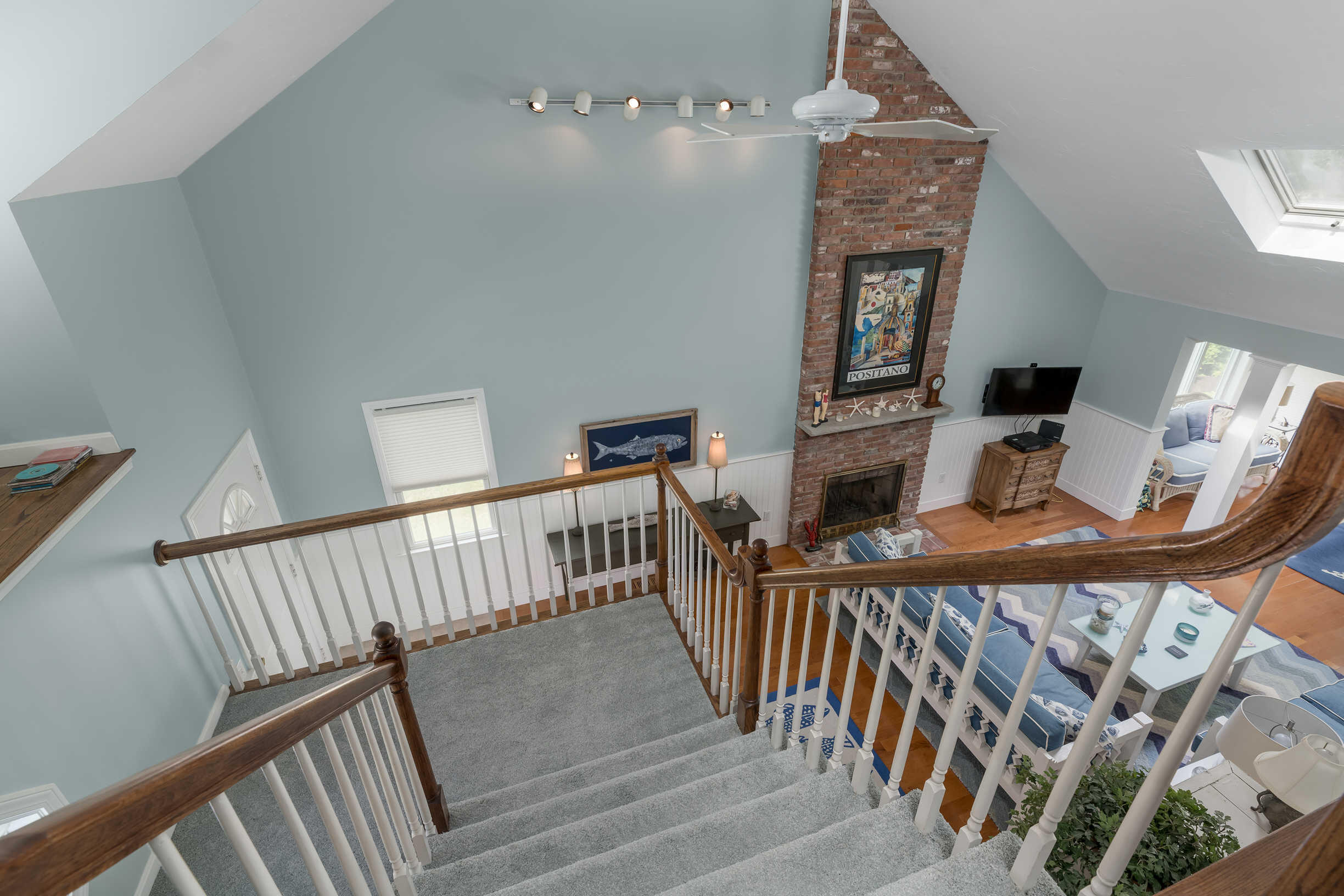 19 Valleybrook Road Ogunquit, ME 03907 - Photo 15 of 20 Stair Detail