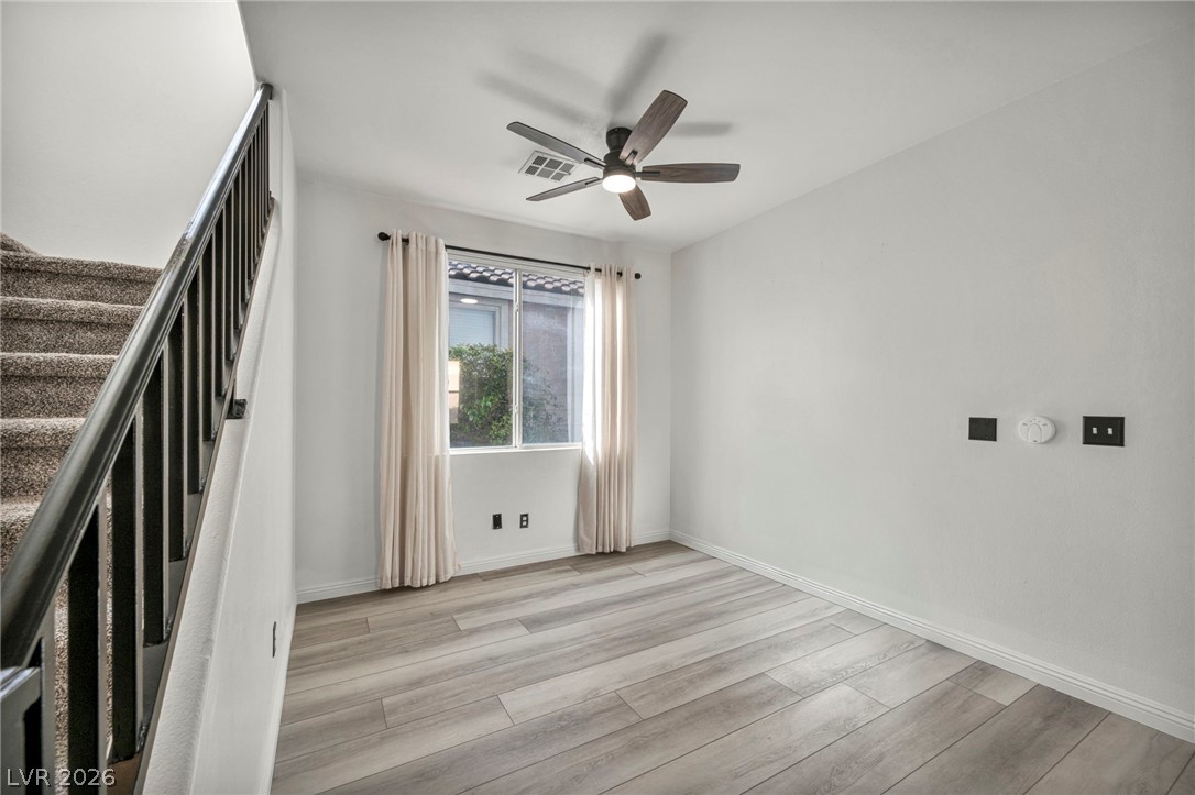 2132 Polynesia Circle Henderson, NV 89074 - Photo 6 of 25 Bright and welcoming, ideal for casual meals or holiday gatherings with easy flow to the kitchen and living spaces.