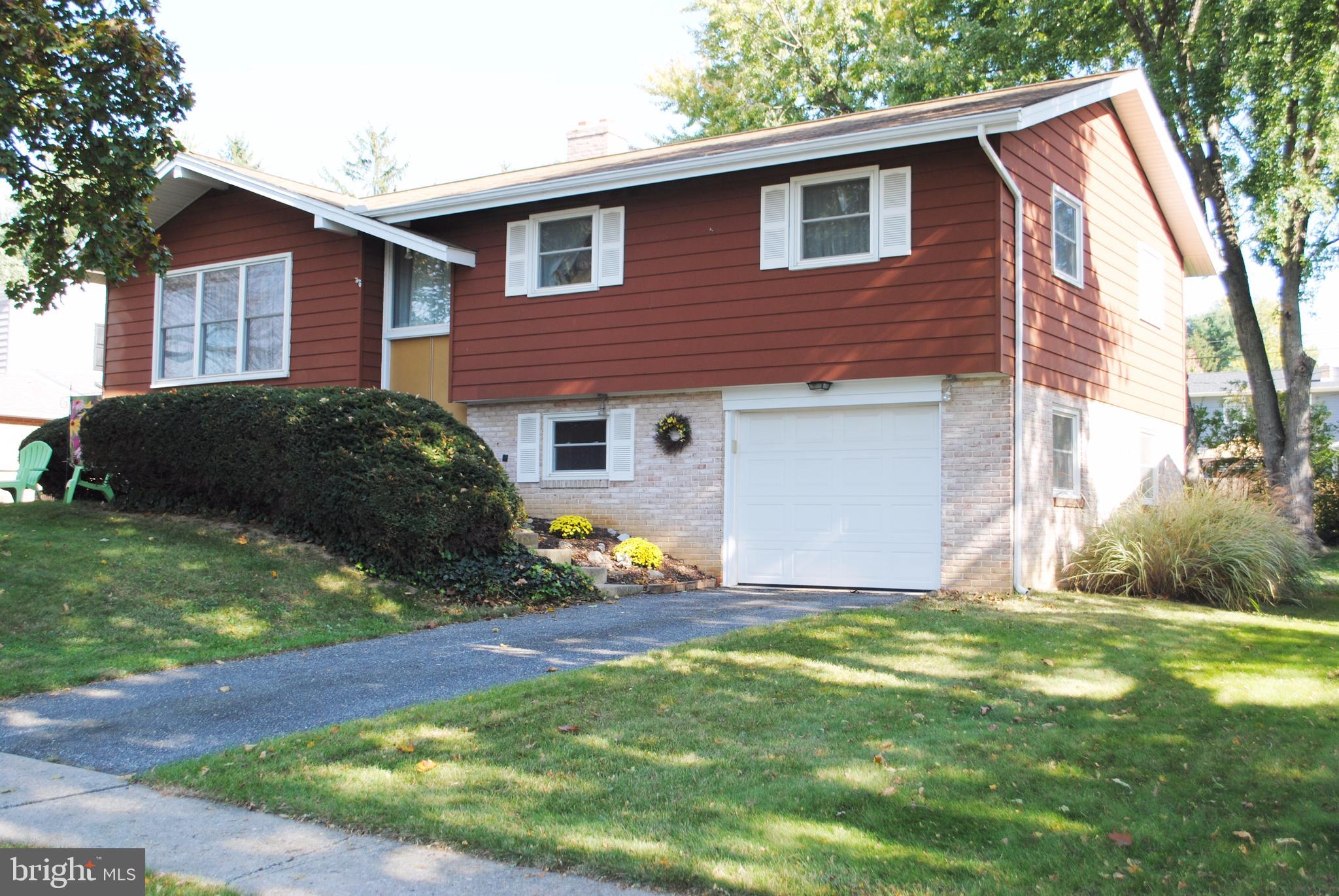 433 Haverhill Road Lancaster, PA 17601 - Photo 1 of 50 Front View