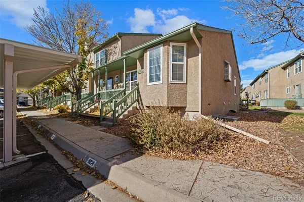 $2,200 | 6082 Colony Circle, Colorado Springs, CO 80919