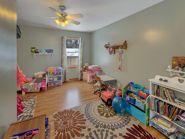 $269,900 | 70 20th Street, Otsego, MI 49078