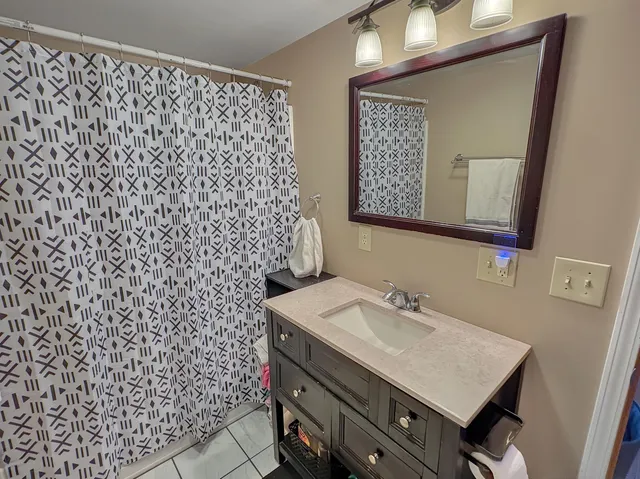 $269,900 | 70 20th Street, Otsego, MI 49078