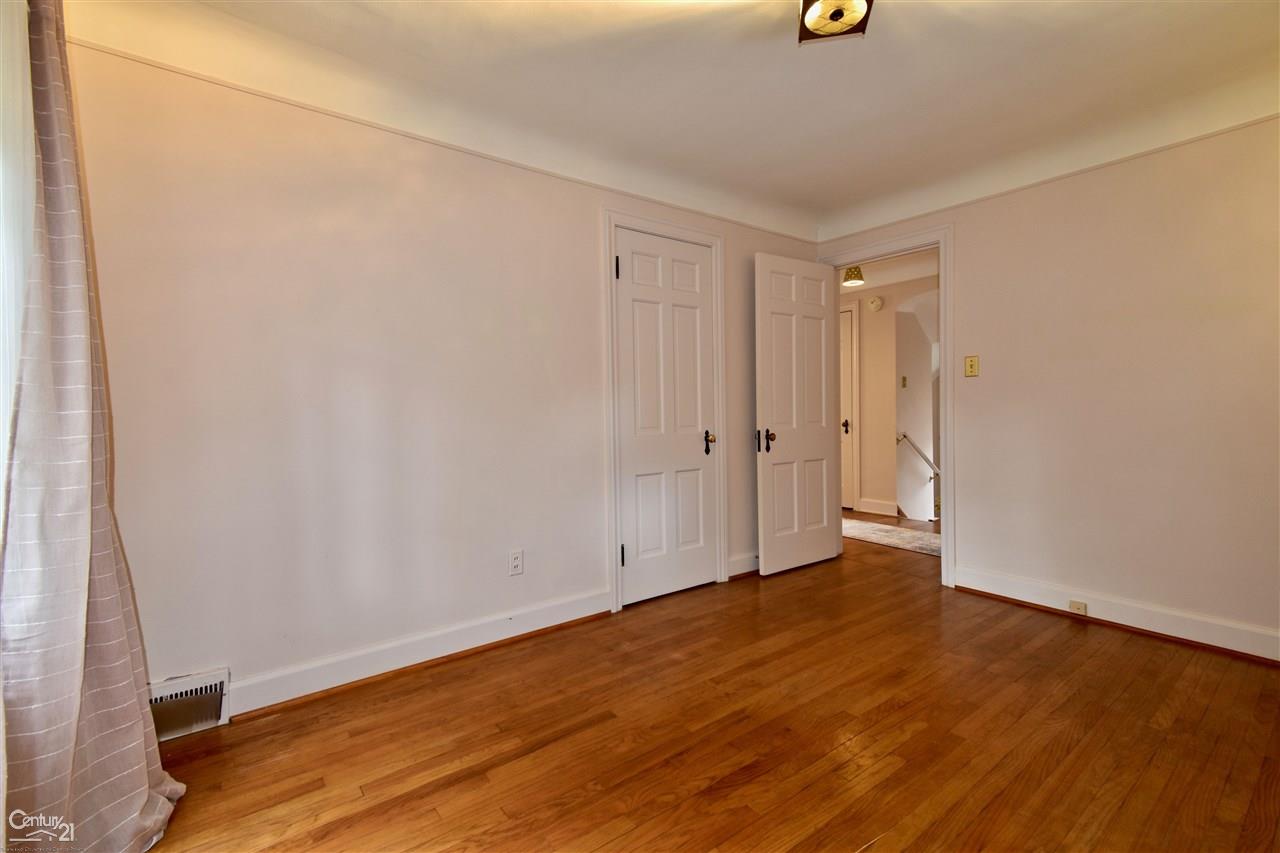 1779 Littlestone Road Grosse Pointe Woods, MI 48236 - Photo 18 of 28