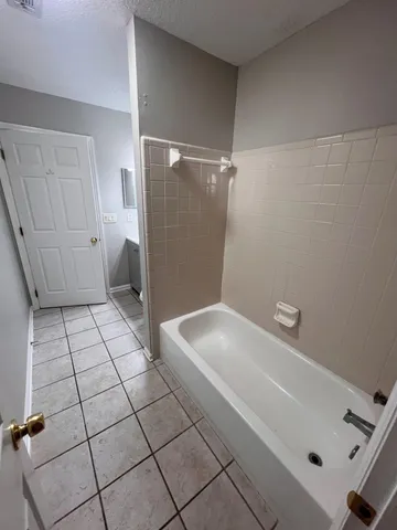 $250,000 | 1949 Rob Way, Tallahassee, FL 32303