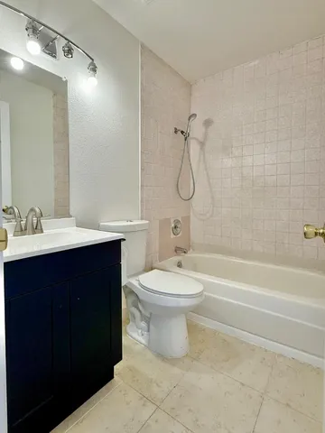 $465,000 | 266 Tradewinds Court, Unit 1, San Jose, CA 95123