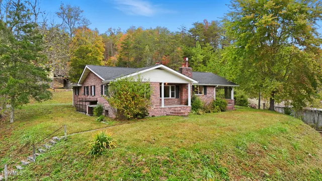 $269,000 | 4849 Sinking Creek Highway, Dungannon, VA 24245