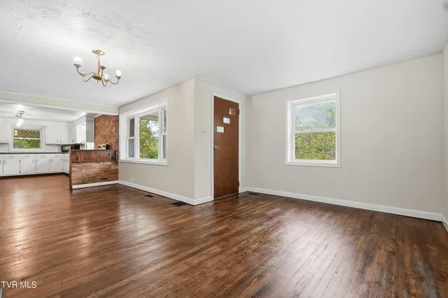 $269,000 | 4849 Sinking Creek Highway, Dungannon, VA 24245