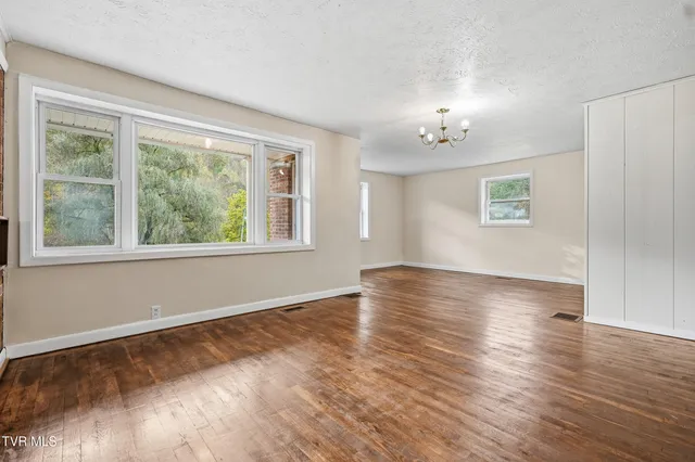 $269,000 | 4849 Sinking Creek Highway, Dungannon, VA 24245