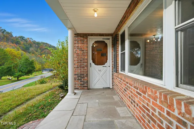 $269,000 | 4849 Sinking Creek Highway, Dungannon, VA 24245