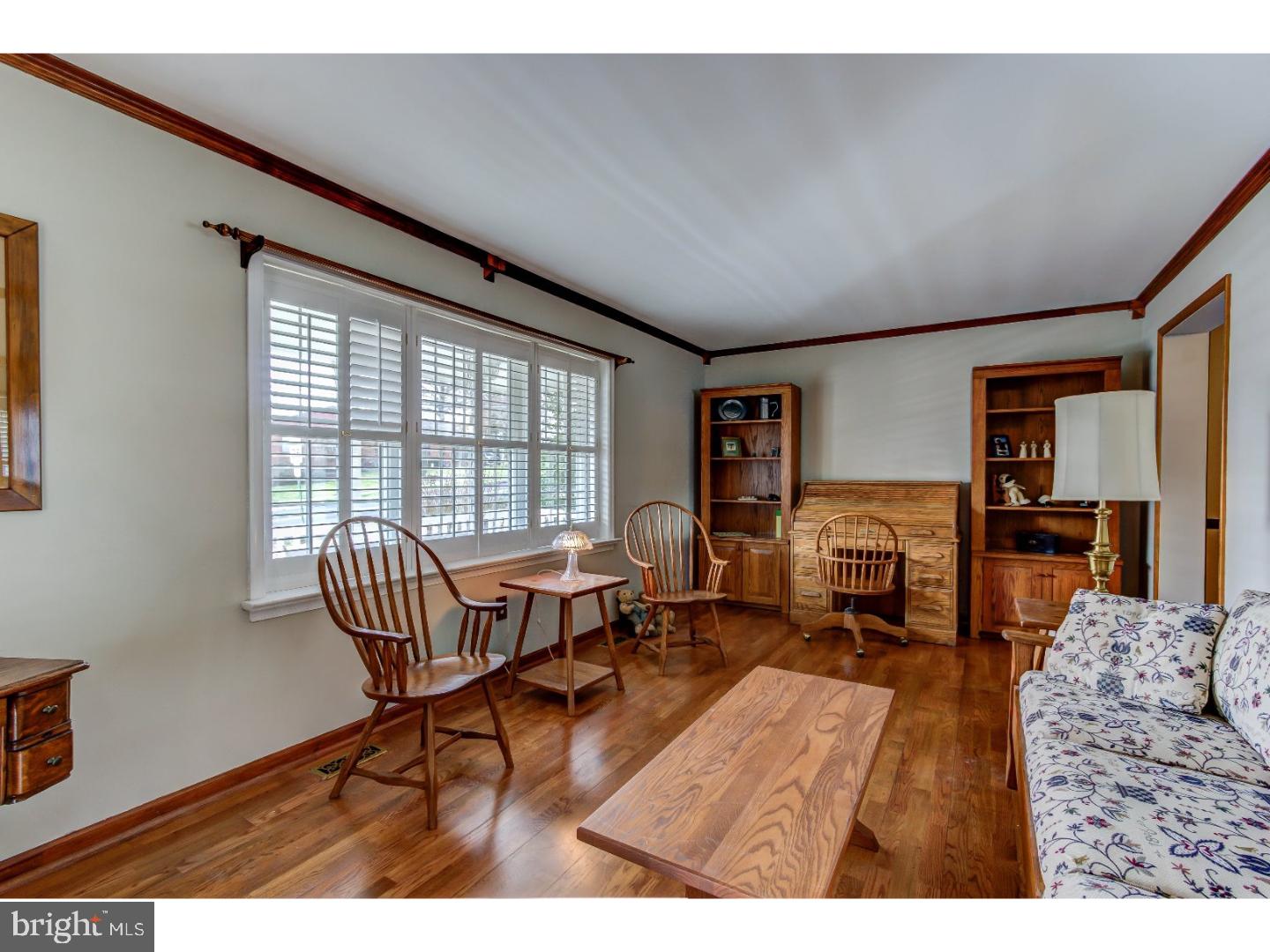 254 West Ridley Avenue Ridley Park, PA 19078 - Photo 10 of 25 a living room with furniture and a wooden floor