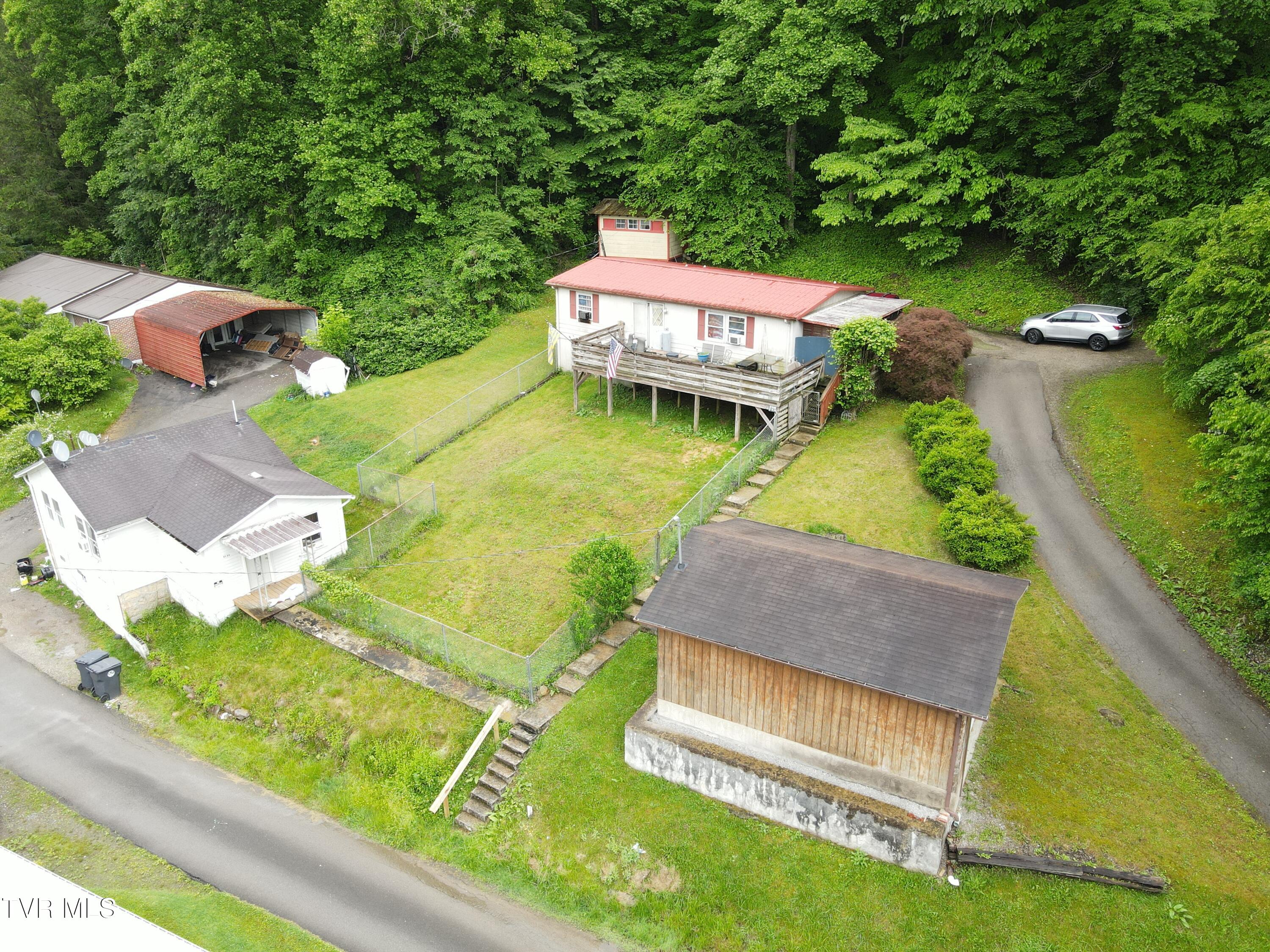 8126 South River Road Pound, VA 24279 - Photo 9 of 35 DJI_0569