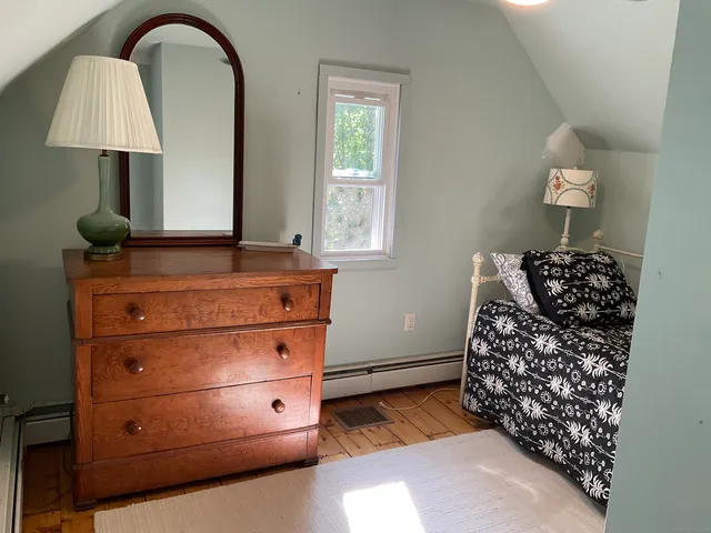 $2,100 | 14 High Street, East Lyme, CT 06357