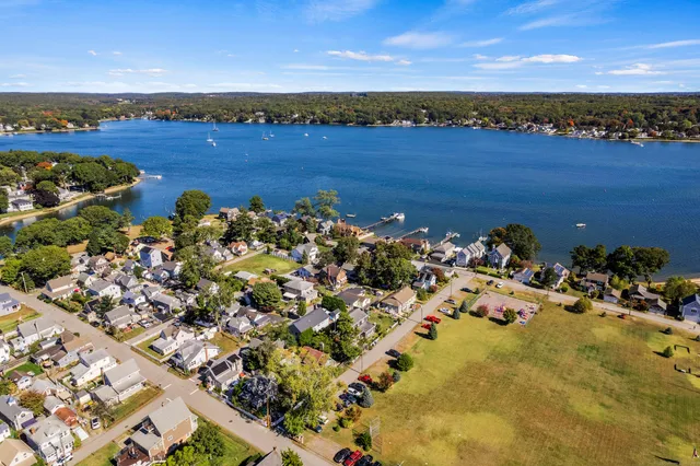 $2,100 | 14 High Street, East Lyme, CT 06357