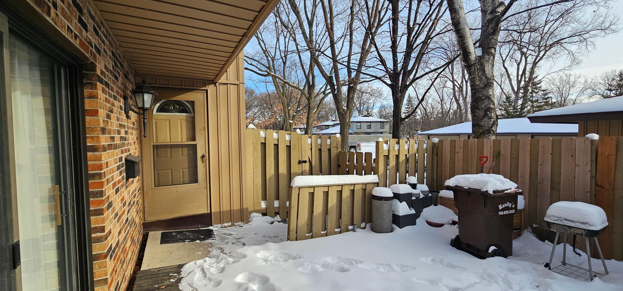 2407 Unity Avenue North Minneapolis, MN 55422 - Photo 2 of 19