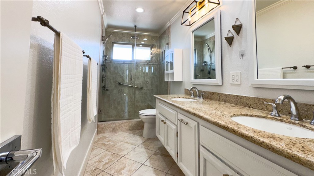 2 Ramada Irvine, CA 92620 - Photo 36 of 41