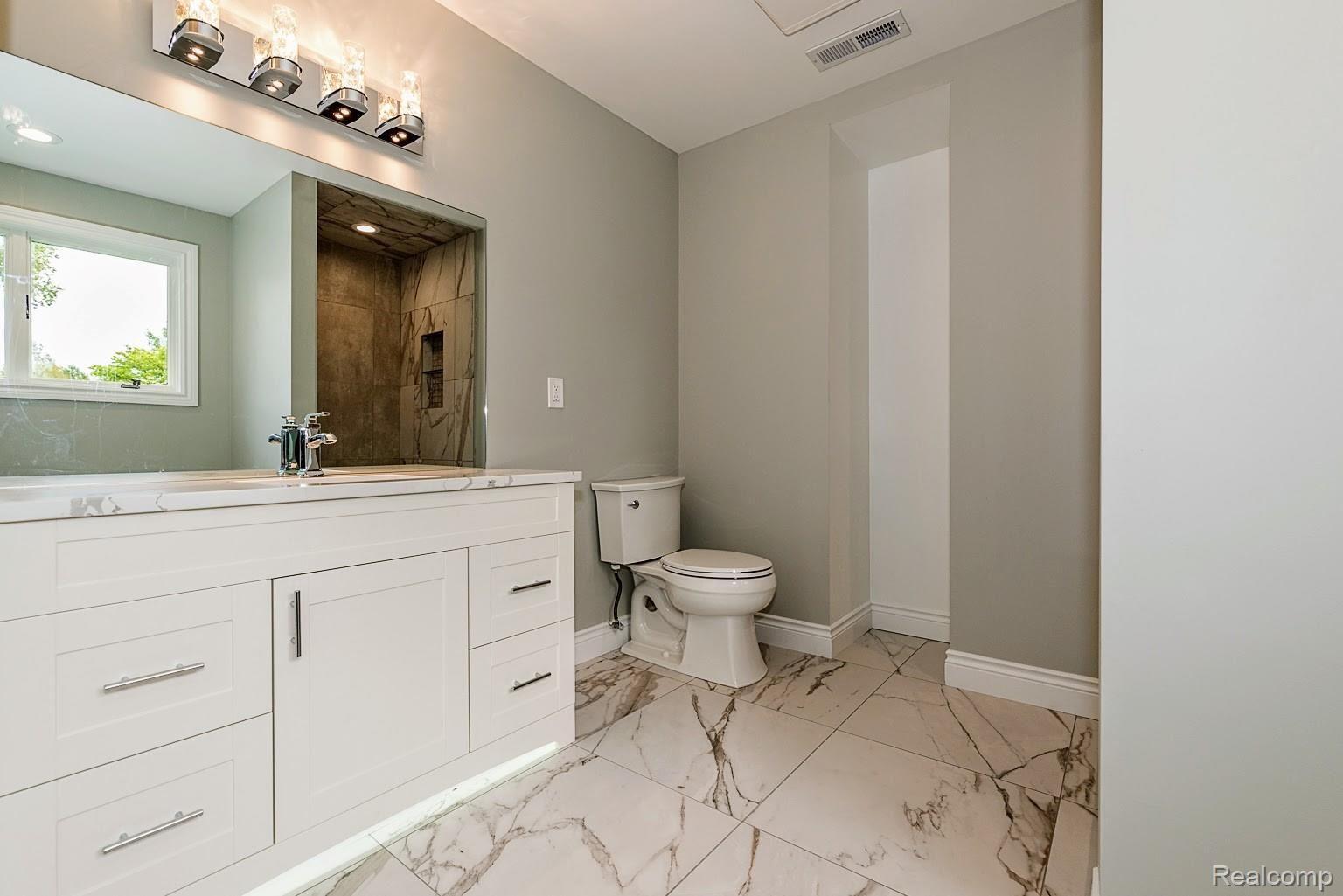 25101 Rust Road New Boston, MI 48164 - Photo 26 of 61 DSC_5555.jpg